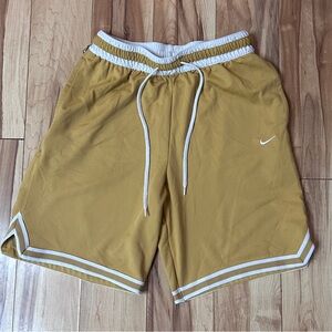 Nike Men’s Dri Fit Saturn Yellow Shorts M